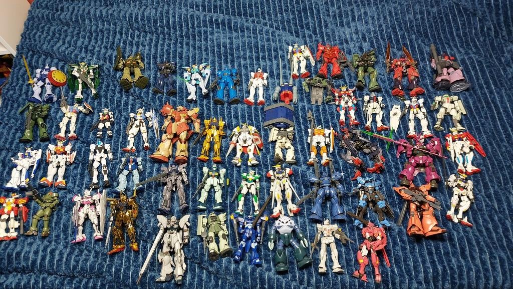 Gundam verzameling, Ophalen of Verzenden, Gebruikt, 1:50 of kleiner, Figuur of Figuren