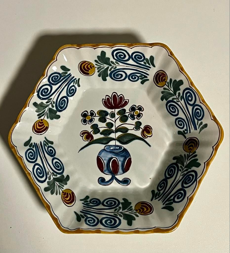 Twee porseleinen bordjes, Ophalen of Verzenden