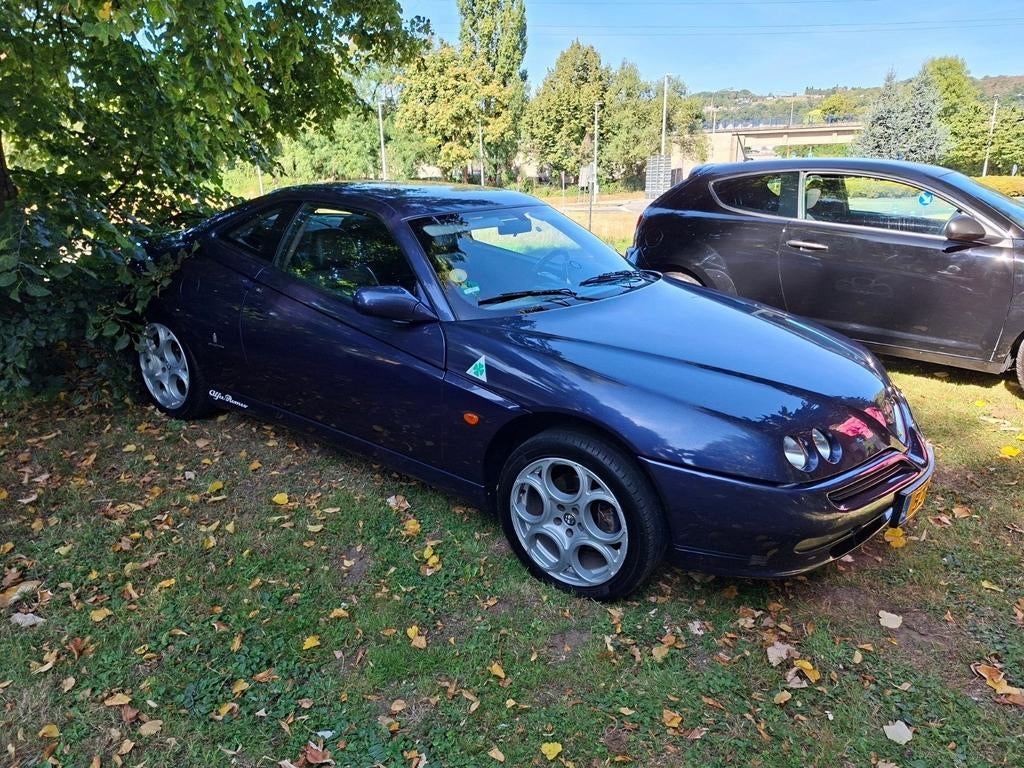 Alfa Romeo GTV 2.0 Twin Spark 16V 2001 Blauw, Auto's, Voorwielaandrijving, 1345 kg, 11 km/l, 75 €/maand