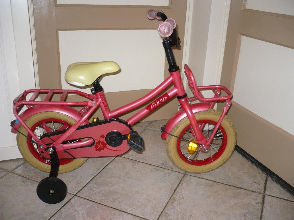 Mooie 12,5 inch loekie meisjesfiets kinderfiets + zijwielen, Fietsen en Brommers, Fietsen | Kinderfietsjes, Ophalen, Zijwieltjes