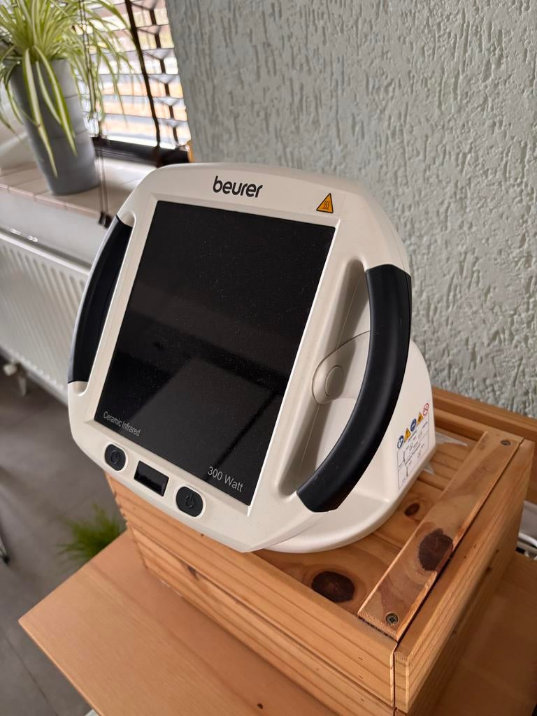 Beurer Infraroodlamp IL 50 - 300 Watt, Ophalen of Verzenden, Zo goed als nieuw, Lichaamsverzorging