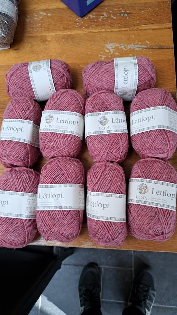 Lettlopi Wol - 10 bollen roze/paars (Kleur 1412), Ophalen of Verzenden