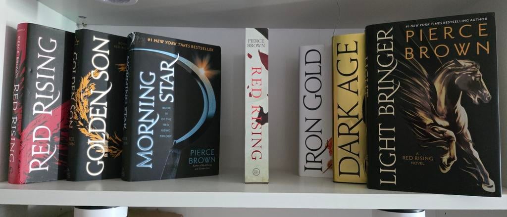 Red Rising Saga (7 boeken) - Luxe Hardcover Set, Ophalen