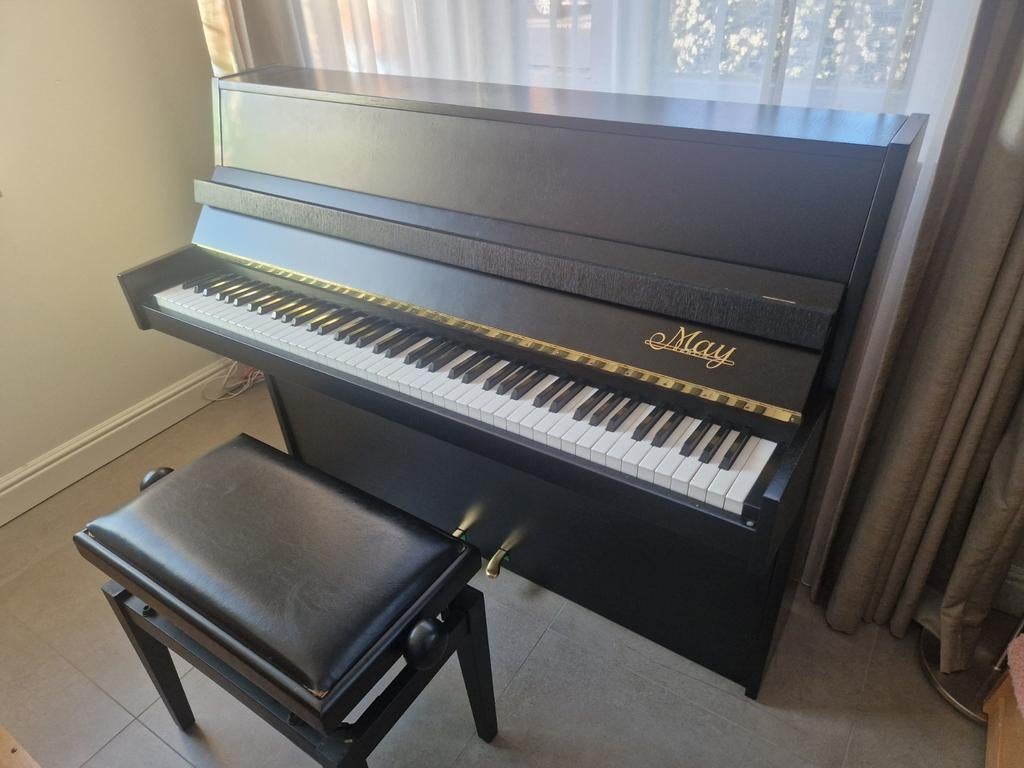 Piano May Berlin (Schimmel) zwart zijdeglans, Ophalen, Gebruikt, Zwart