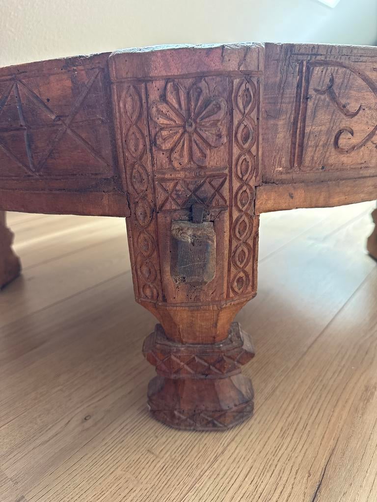 Antieke Indiase maaltafel met extra glasplaat, Ophalen