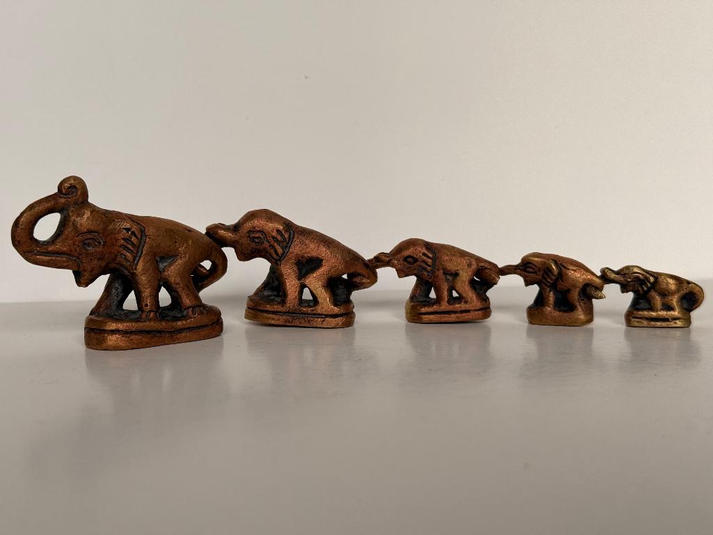 Vintage set van 5 bronzen olifant opium gewichten, Ophalen of Verzenden