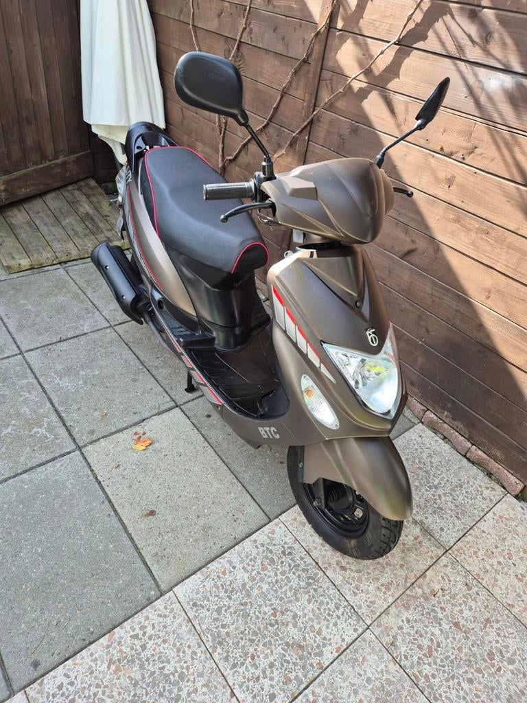 scooter, Fietsen en Brommers, Snorfietsen en Snorscooters, Ophalen of Verzenden, Gebruikt, Benzine, Overige merken