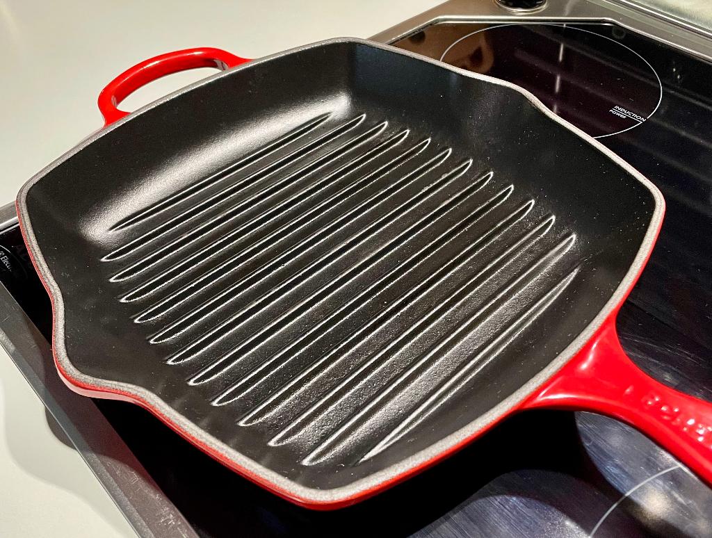 Le Creuset Skillet grillpan 26 x 26 cm - NIEUW gietijzer, Gietijzer, Nieuw, Ophalen of Verzenden, Keramische plaat