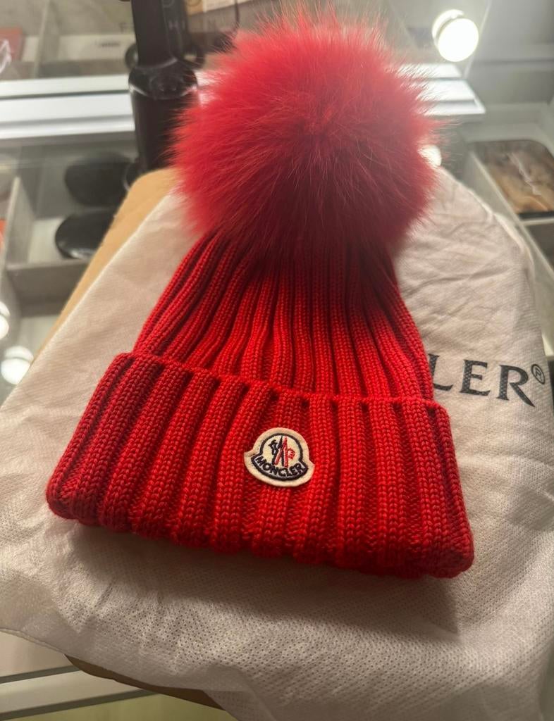Moncler muts - Nieuwstaat, Ophalen of Verzenden, Zo goed als nieuw, One size fits all, Hoed