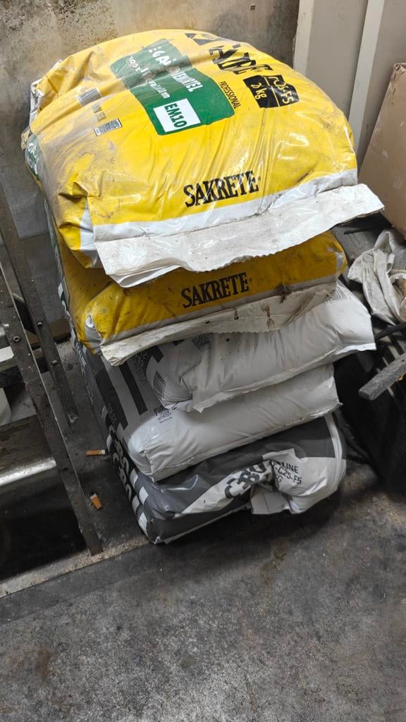 Egalisatie mortel verschillende typen., Ophalen