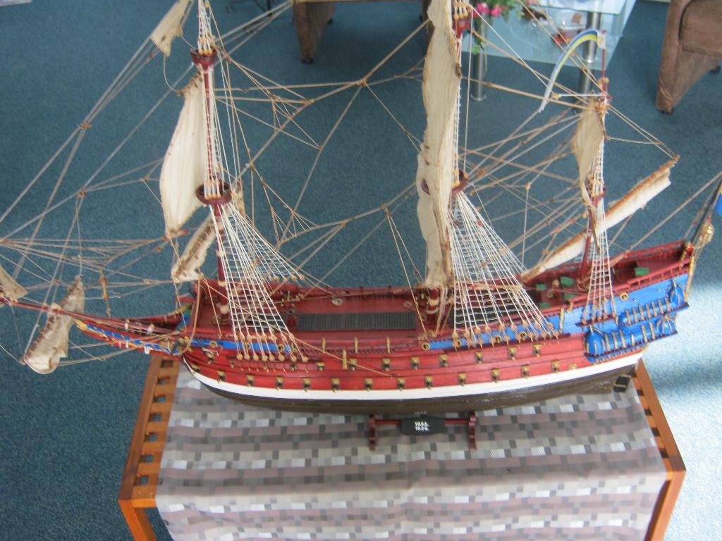 Scheepsmodel-Modelschip. VASA., Ophalen, Zo goed als nieuw