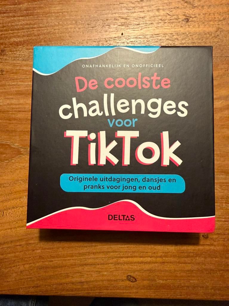 De coolste challenges voor TikTok, Ophalen, Zo goed als nieuw, Non-fictie