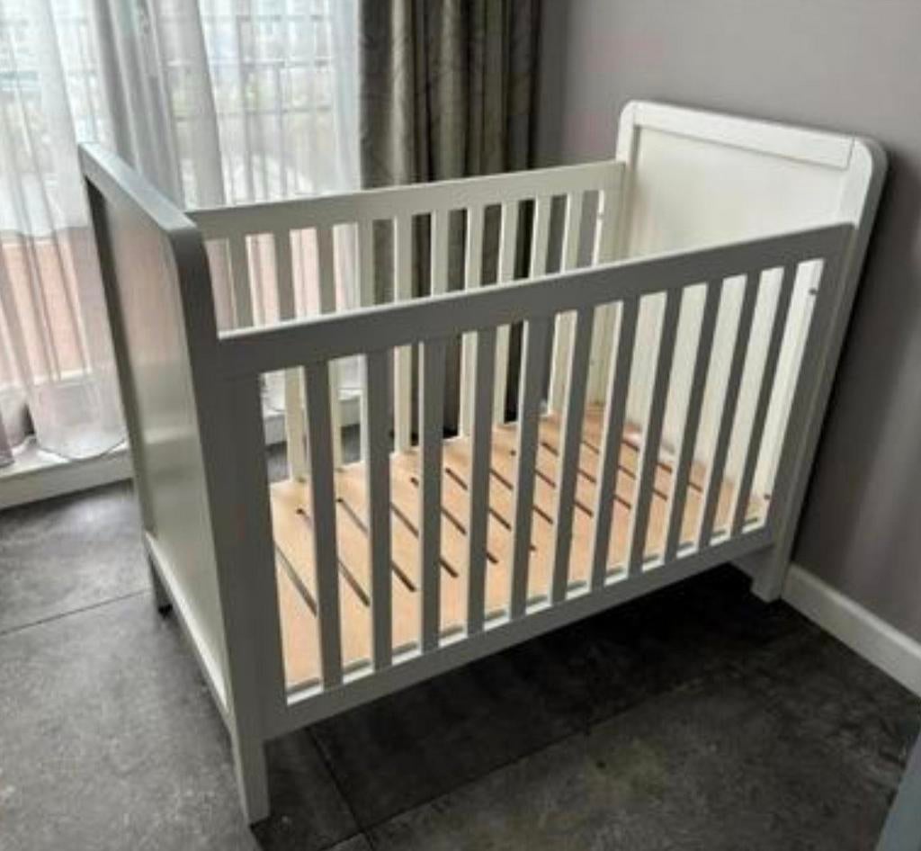 Ledikant met matras - Kidsmill La Première 2, Kinderen en Baby's, Ophalen, Gebruikt, Ledikant