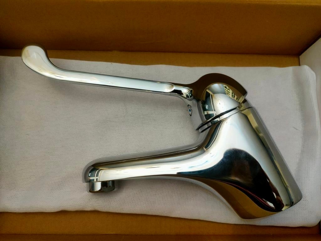 aquavive mitigeur lavabo, Ophalen of Verzenden, Zo goed als nieuw, Chroom, Kraan