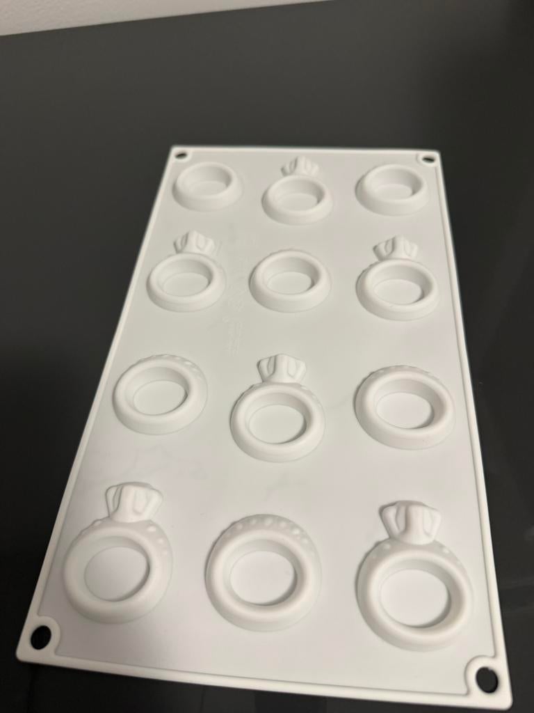 Chocolade ringen mold mall bride to be, Hobby en Vrije tijd, Taarten en Cupcakes maken, Ophalen of Verzenden, Nieuw, Taarten of Cupcakes