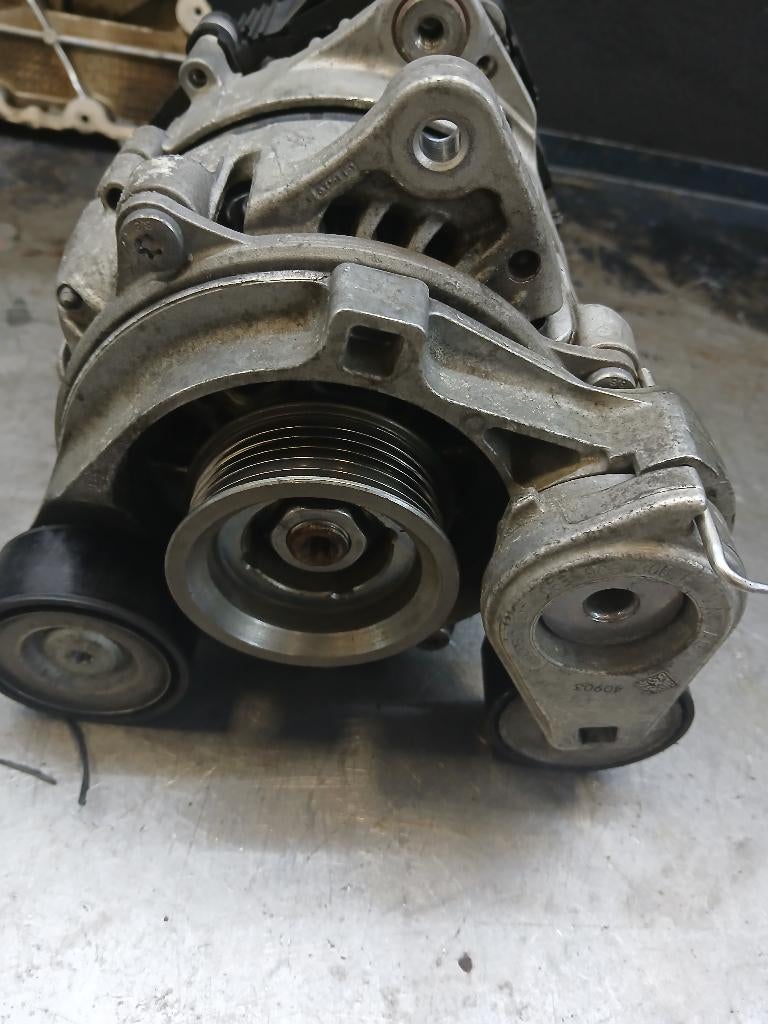 Golf 8 1.5  etsi 2020 dynamo, Auto-onderdelen, Ophalen, Gebruikt, Volkswagen