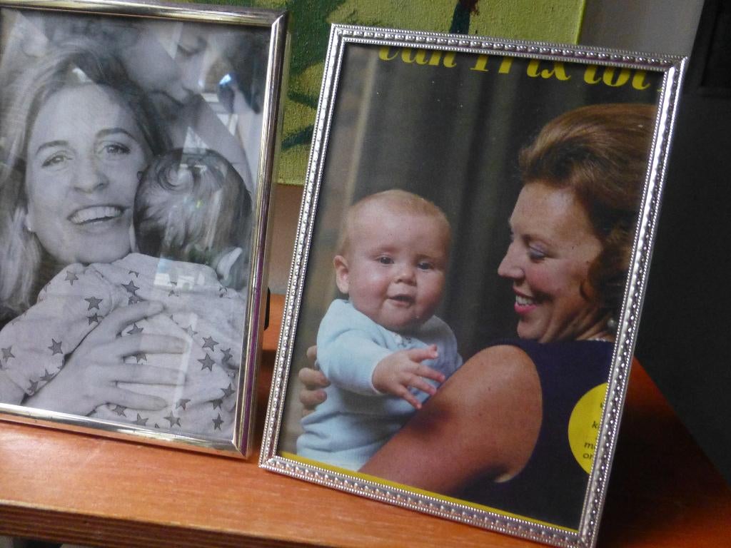 JYDEN 2 verzilverde fotolijsten 13 x 19 cm / samen: 10,-, Verzenden, Zo goed als nieuw