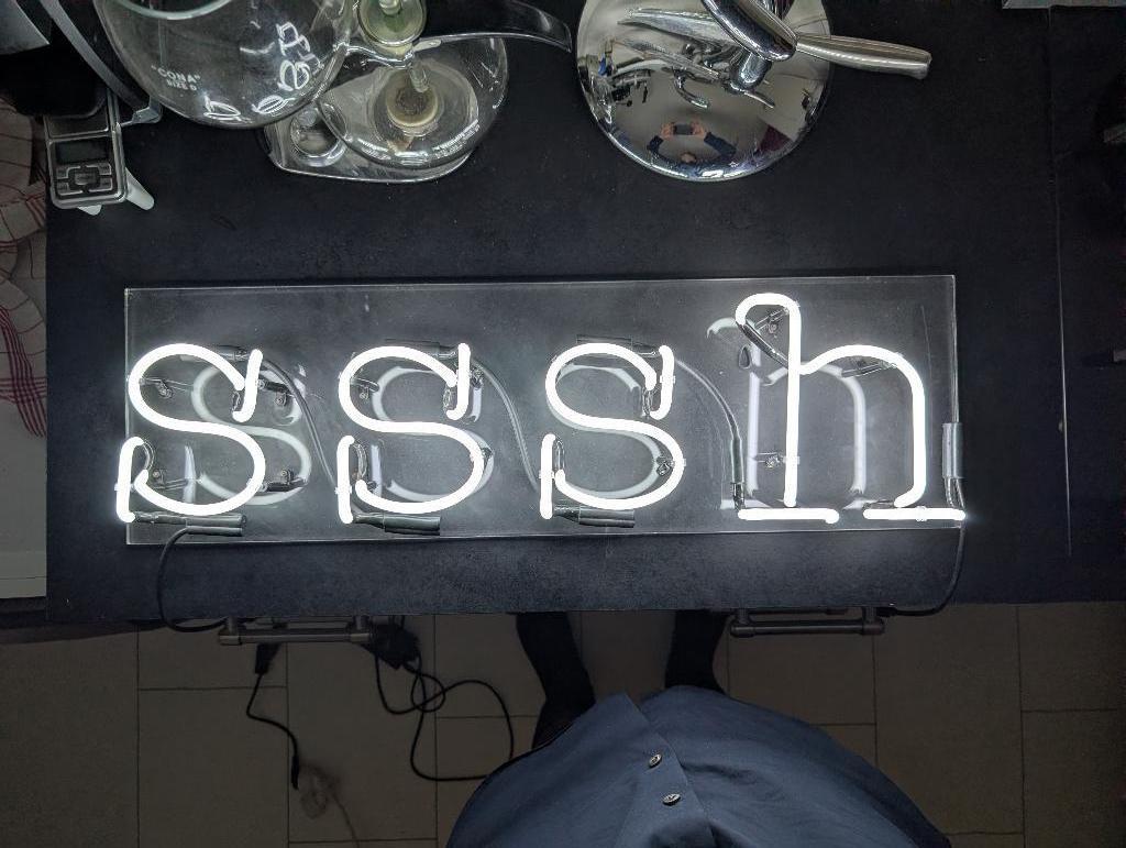 slaapkamer decoratie neon letters sssh van Seletti, Ophalen of Verzenden, Zo goed als nieuw