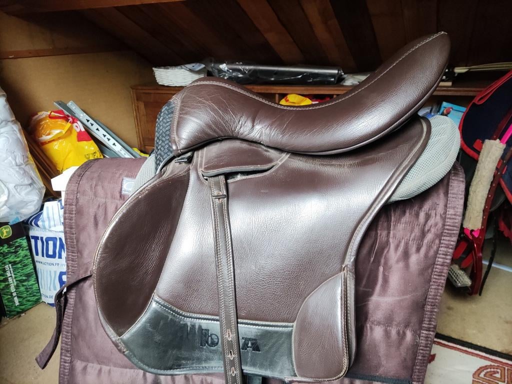 Bruin Bua  Endurance zadel.17 inch  550€, Dieren en Toebehoren, Ophalen of Verzenden, Nieuw, Overige soorten