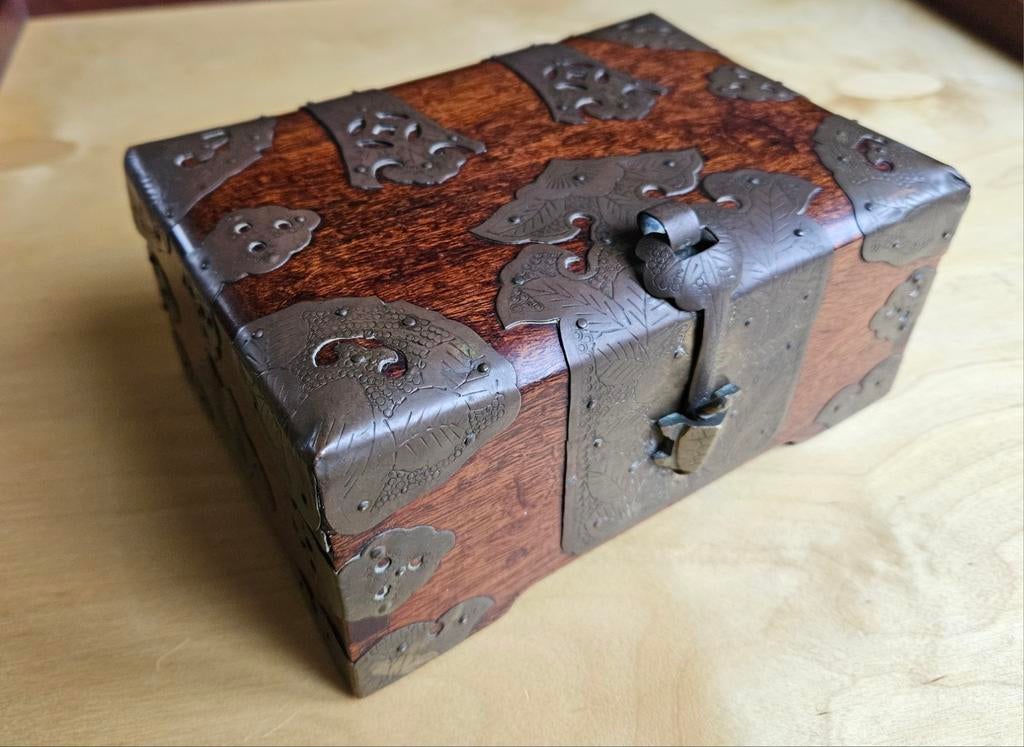 Antiek sieradenkistje., Ophalen of Verzenden