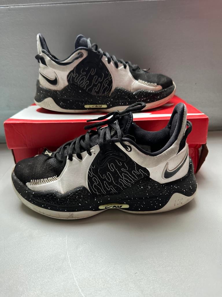 Nike sneakers maat 41 in perfecte staat, Kleding | Dames, Schoenen, Ophalen of Verzenden, Zo goed als nieuw, Zwart, Sneakers of Gympen