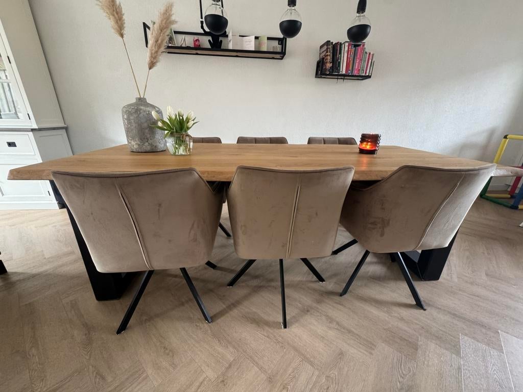 Eettafel massief eikenhout, Huis en Inrichting, Tafels | Eettafels, Ophalen of Verzenden, Zo goed als nieuw