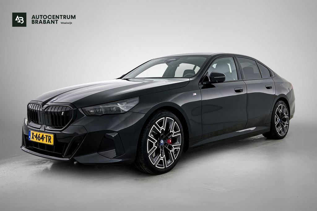 BMW I5 EDrive40 84 kWh M-sport(NL-auto, Harman/Kardon, Sfeer, Achterwielaandrijving, Gebruikt, Zwart, 83 kWh