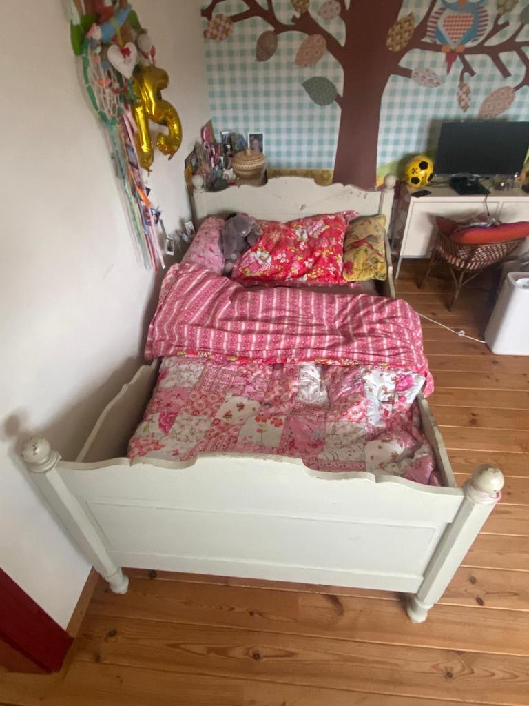 Antiek kinderbed, Ophalen