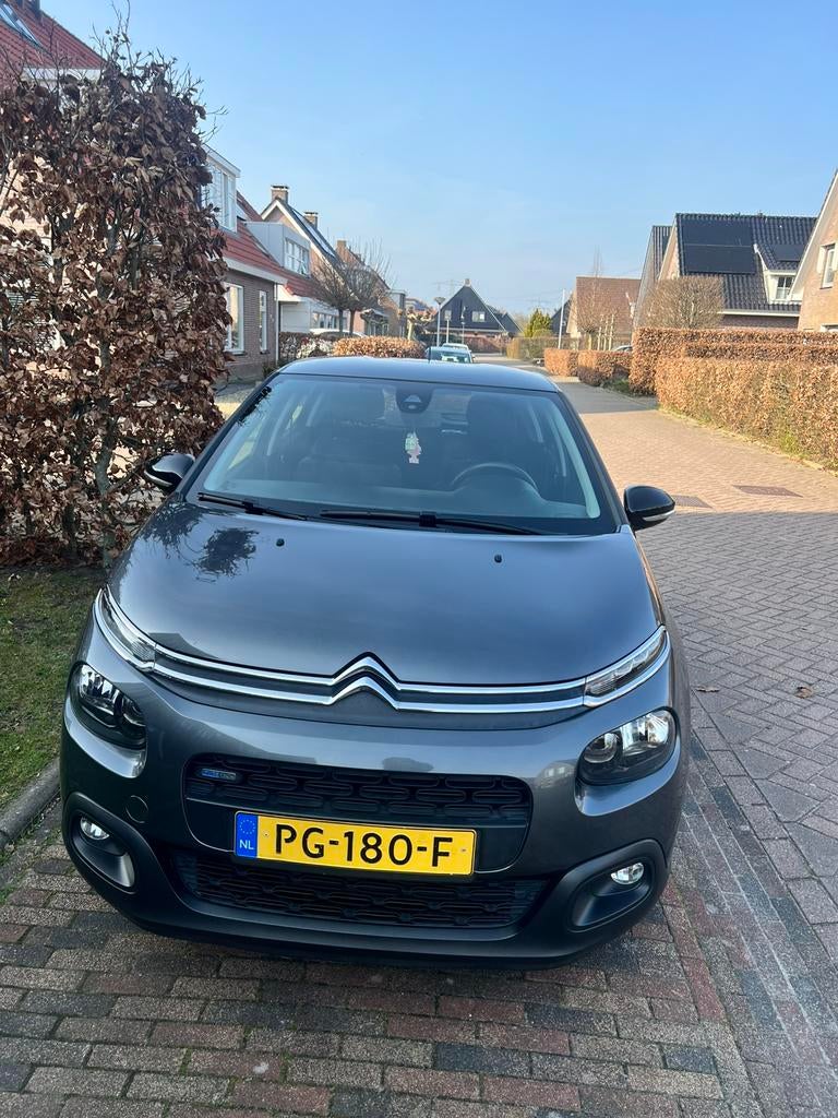 Citroën C3 1.2 Puretech 82pk 2017 Grijs, Auto's, Voorwielaandrijving, 450 kg, 40 €/maand, 1199 cc