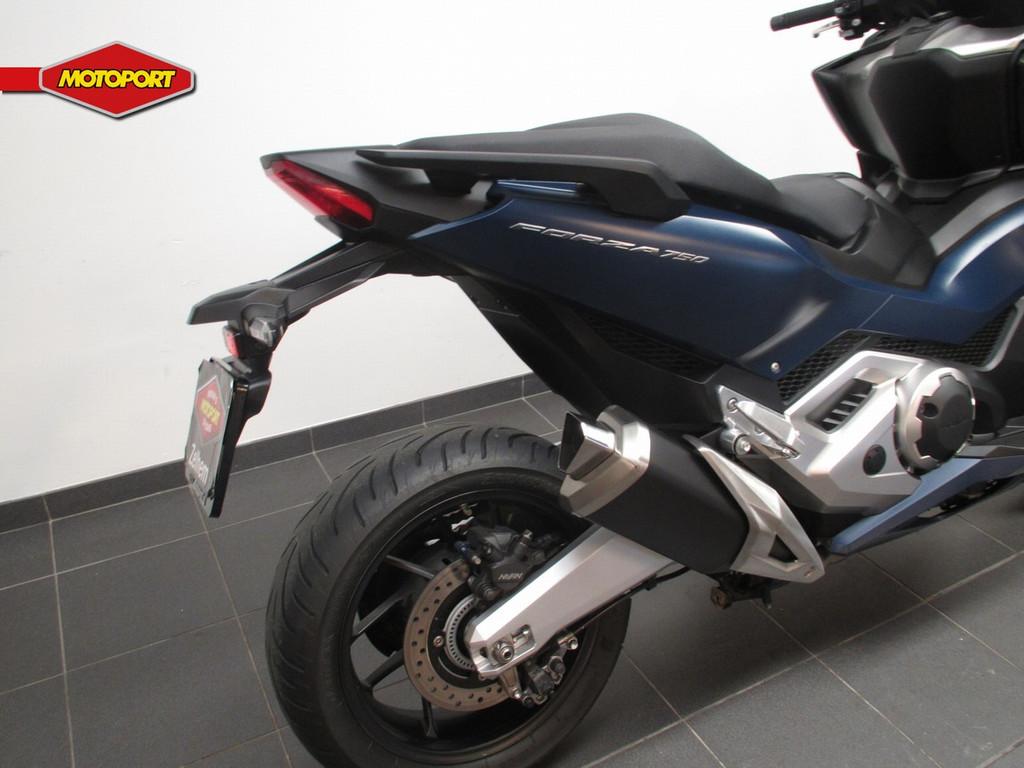 Honda FORZA 750 (bj 2021) - foto 2