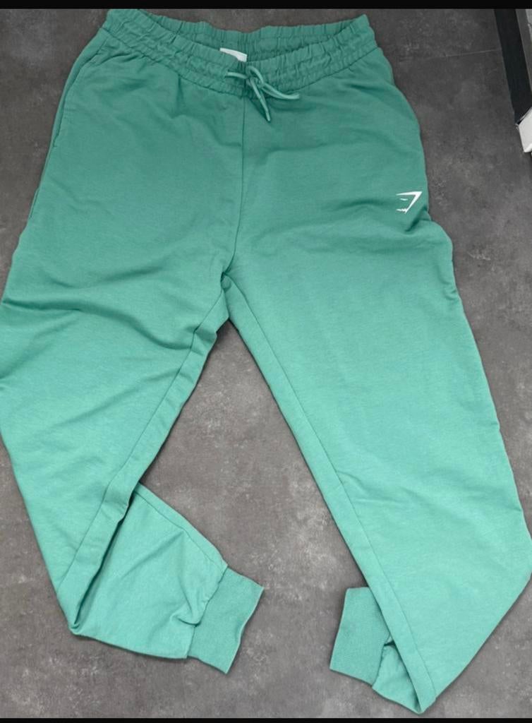Gymshark broek oversised, Maat 38/40 (M), Overige kleuren, Verzenden, Overige typen