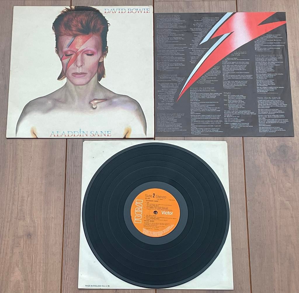 David Bowie - Aladdin Sane lp / UK, '73, non-gatefold, Ophalen of Verzenden, Gebruikt, 12 inch, Poprock