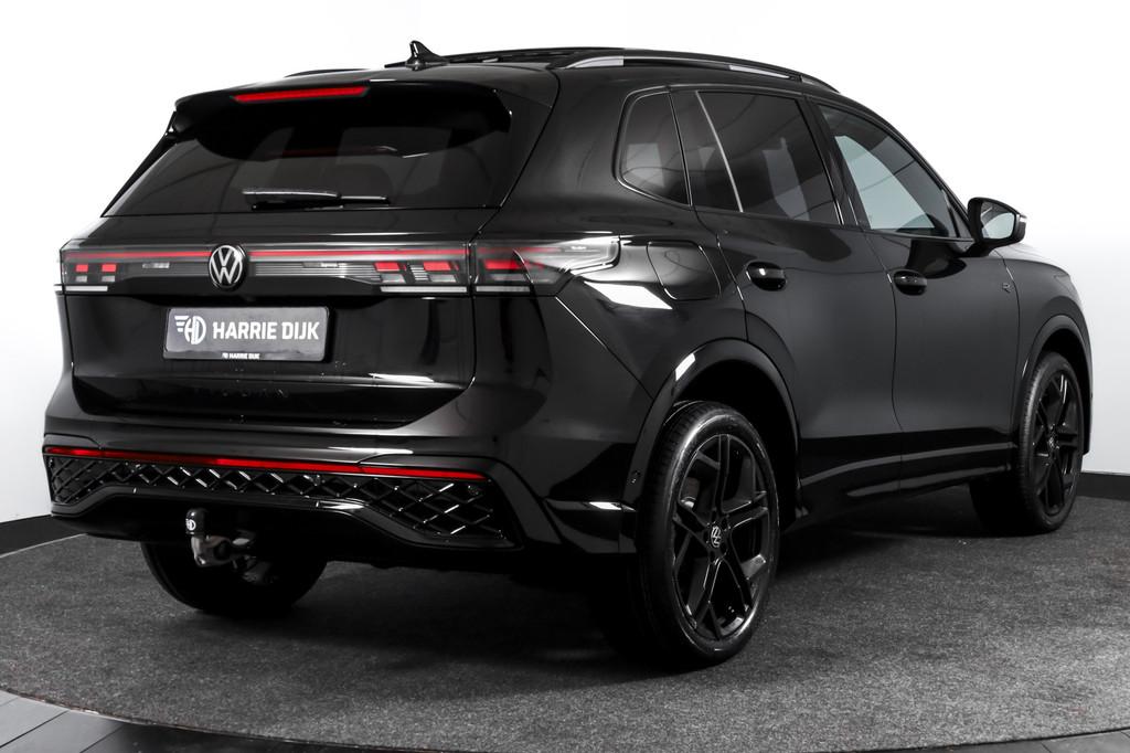 Volkswagen Tiguan 1.5 eHybrid 272 PK R-Line Edition | Black, Auto's, 12 maanden, Stof, 4 cilinders, Zwart