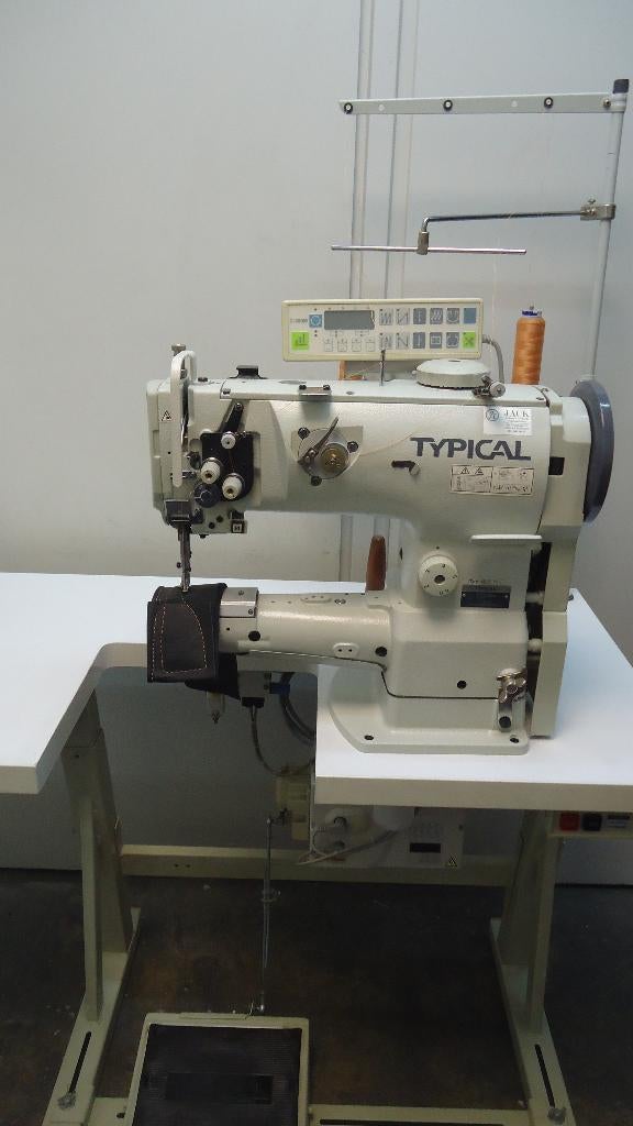 Industrie Machine Typical 3 Voudig Transport Vrije arm, Overige merken, Gebruikt, Ophalen of Verzenden, Naaimachine