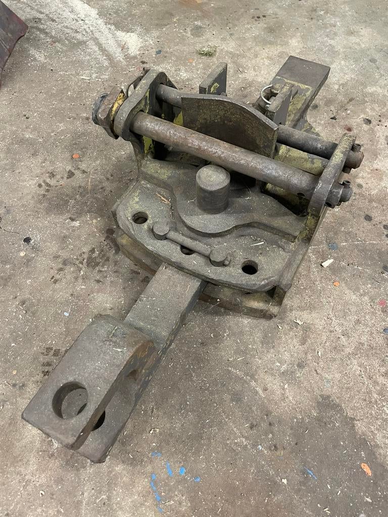 Ondertrekhaak fendt 300 serie, Ophalen of Verzenden