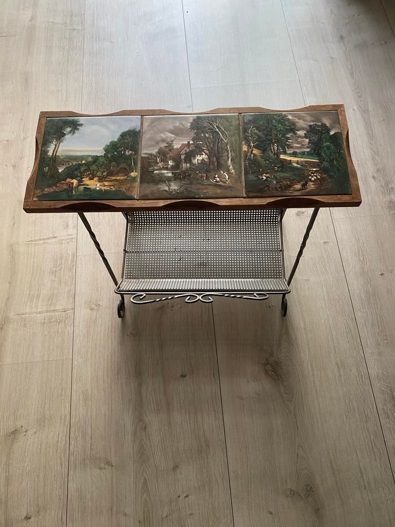 Vintage  bijzettafeltje met tegels en smeedijzeren onderstel, Antiek en Kunst, Antiek | Meubels | Tafels, Ophalen