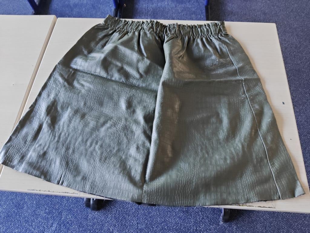 Mooie rok, Kleding | Dames, Ophalen, Maat 42/44 (L), Zo goed als nieuw, Groen