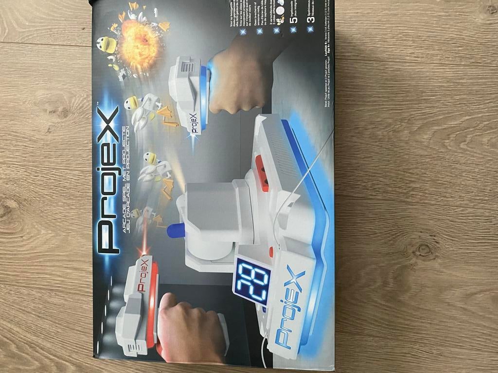 Projex arcade spel met projectie, Ophalen, Gebruikt, Jongen of Meisje