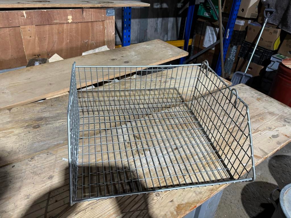 Brocante draadmand, Ophalen