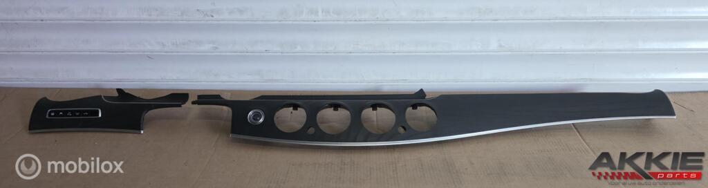 Mercedes E klasse Dashboard afdekking A2136800201, Gebruikt, Ophalen of Verzenden