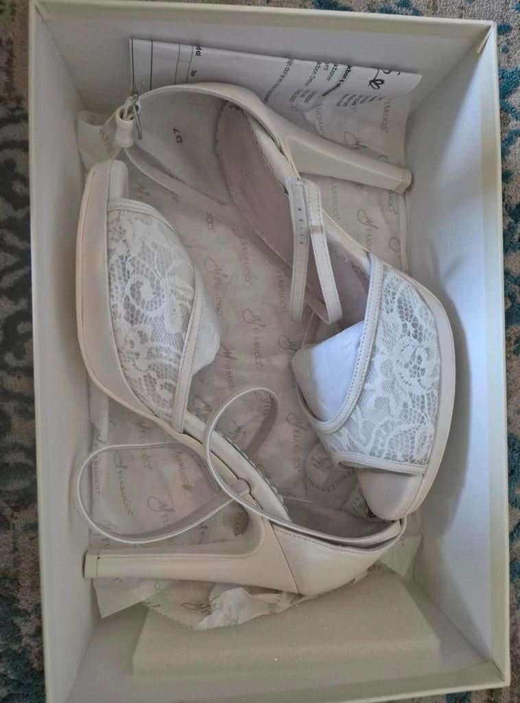 Fiarucci trouwschoenen Keshia maat 40 bruiloft, Ophalen of Verzenden