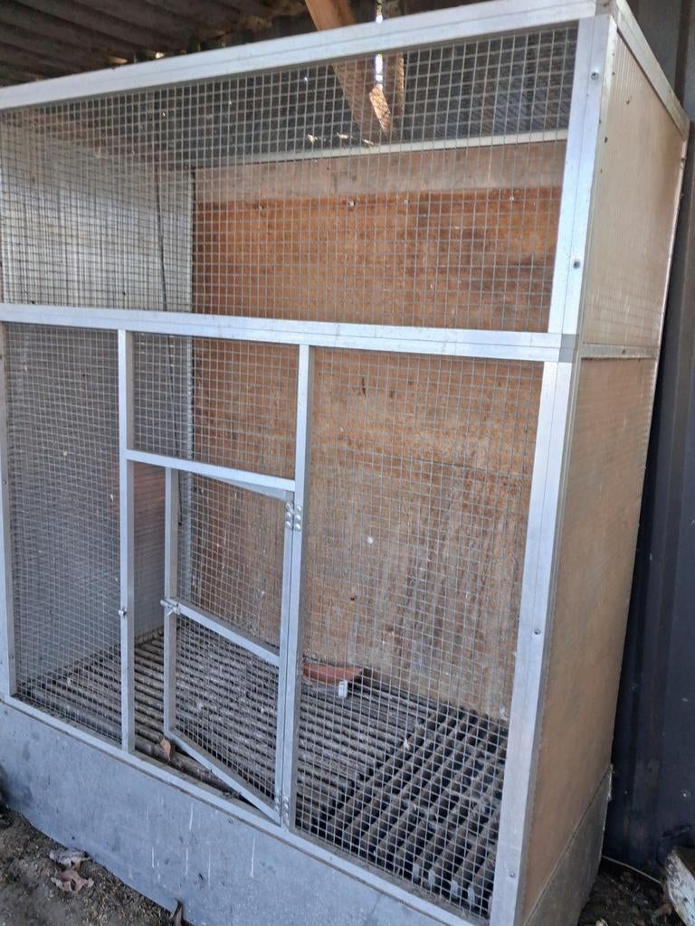 Aluminium voliere met hout onderbak, Ophalen, Hout, Vogelkooi