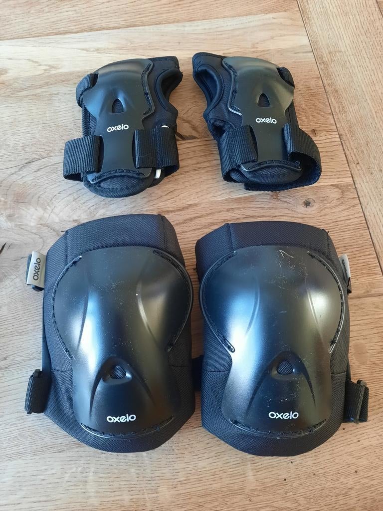 Oxelo Play beschermset S - Knie- en elleboogbeschermers, Ophalen, Gebruikt