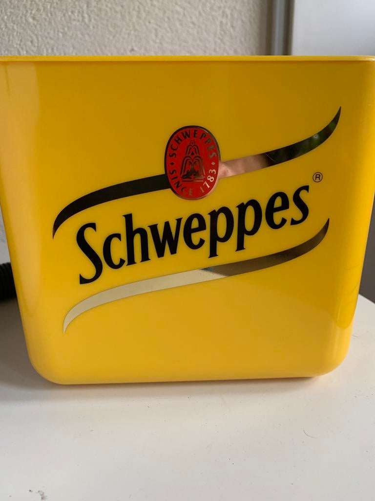 Schweppes retro ijsklontjes koelbox, Ophalen of Verzenden, Zo goed als nieuw, Reclamebord