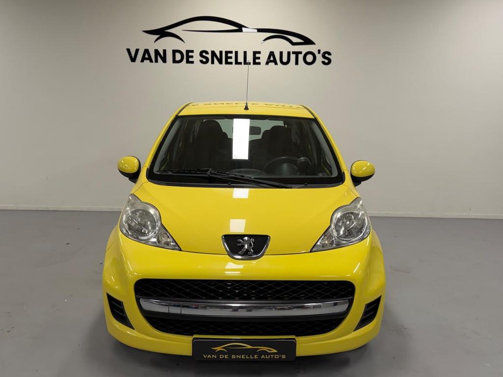 Peugeot 107 1.0-12V XS AUTOMAAT/CRUISE/AIRCO/ELEKTRISCHERAME, Auto's, Peugeot, Euro 5, Elektrische ramen, Gebruikt, Overige kleuren