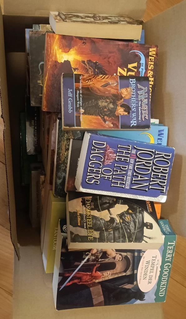 Verhuisdoos vol met (Vooral) fantasie boeken, Ophalen of Verzenden