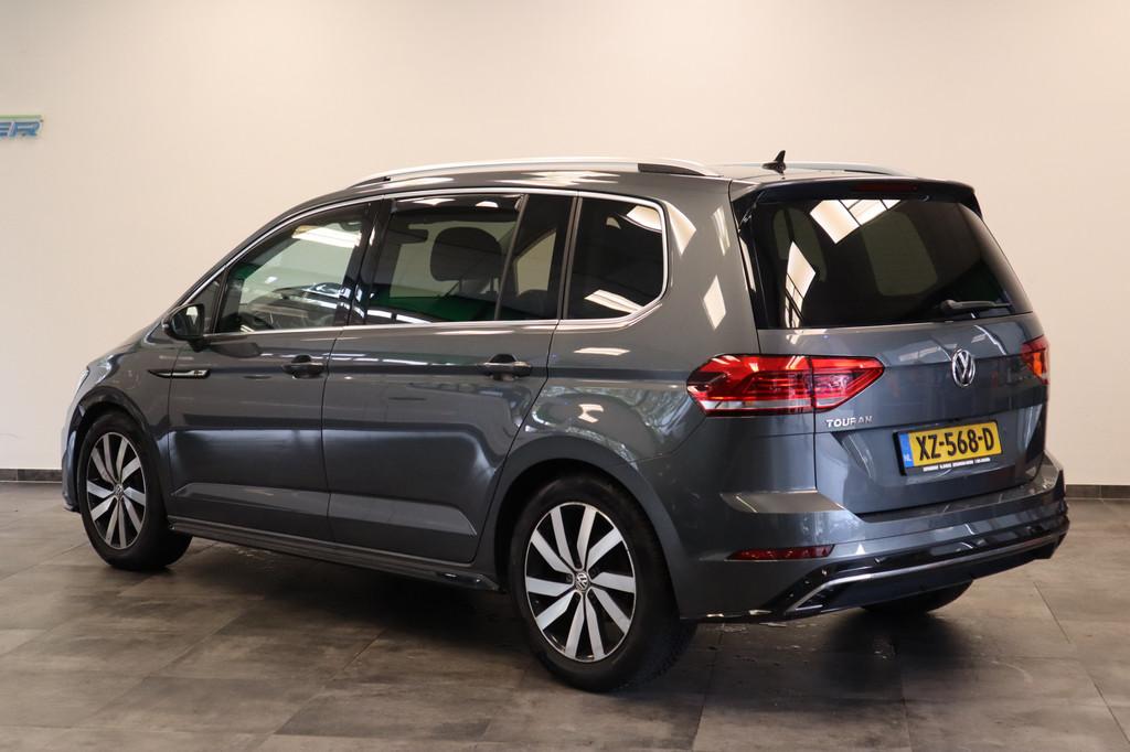 Volkswagen Touran 1.5 TSI Highline Business R Navigatie Full, Auto's, Volkswagen, Euro 6, 4 cilinders, 150 pk, Origineel Nederlands