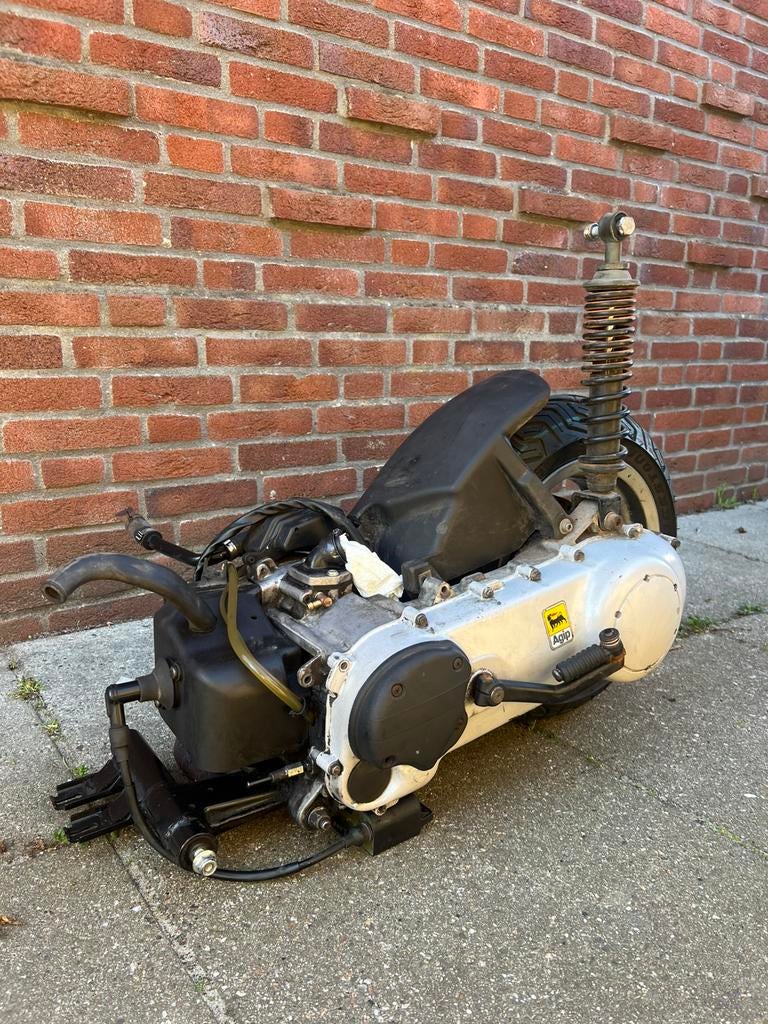 Piaggio/Aprillia lang carter 2Takt motorblok, Ophalen of Verzenden, Zo goed als nieuw, Blok, Piaggio