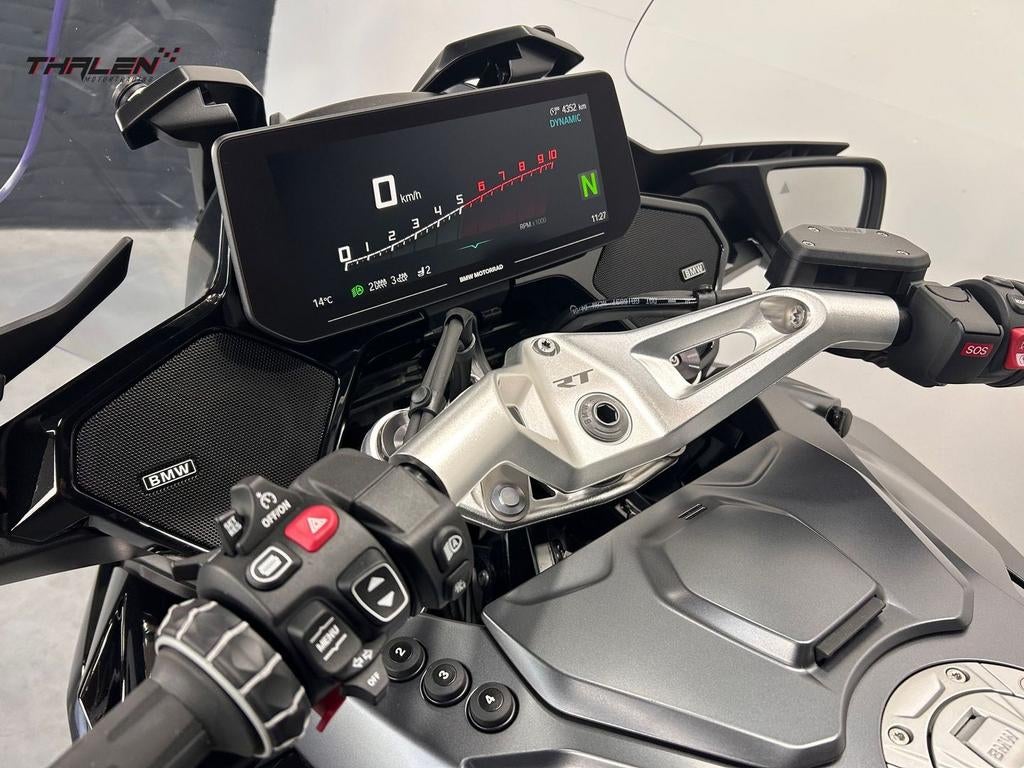 BMW R 1300 RT Triple Black Automaat Vol btw (bj 2025) km4400 - foto 3