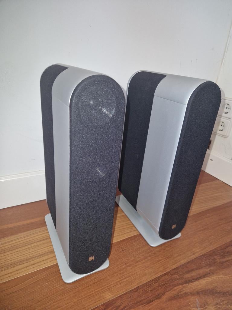 KEF fivetwo series 7 surround speakers, Overige merken, Gebruikt, Ophalen of Verzenden, 60 tot 120 watt